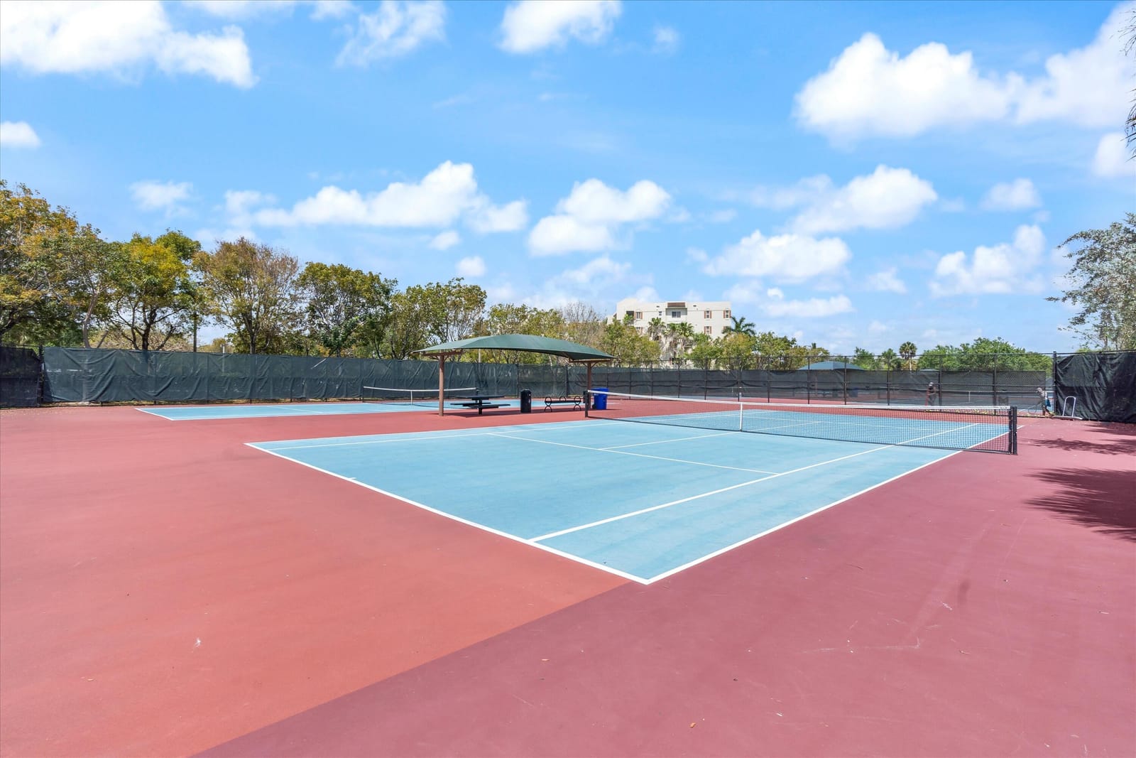 3980 Oaks Clubhouse Drive 411, Pompano Beach, FL 33069 photo 23