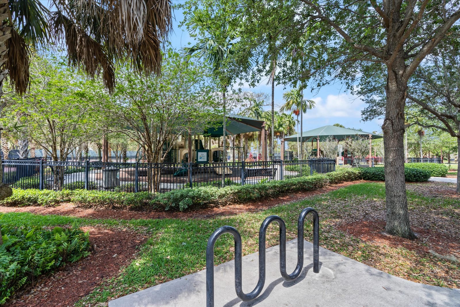 3980 Oaks Clubhouse Drive 411, Pompano Beach, FL 33069 photo 26