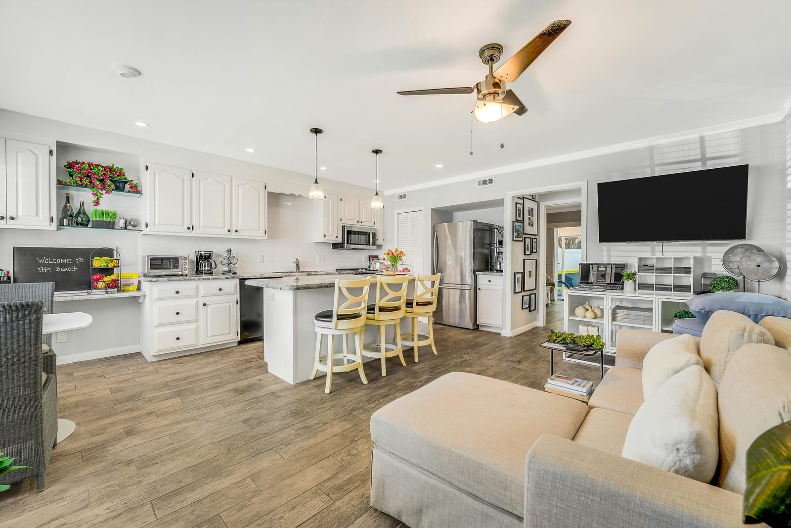 1 bedroom home for sale at 5505 Ocean, Ocean Ridge, FL 33435 — $325,900