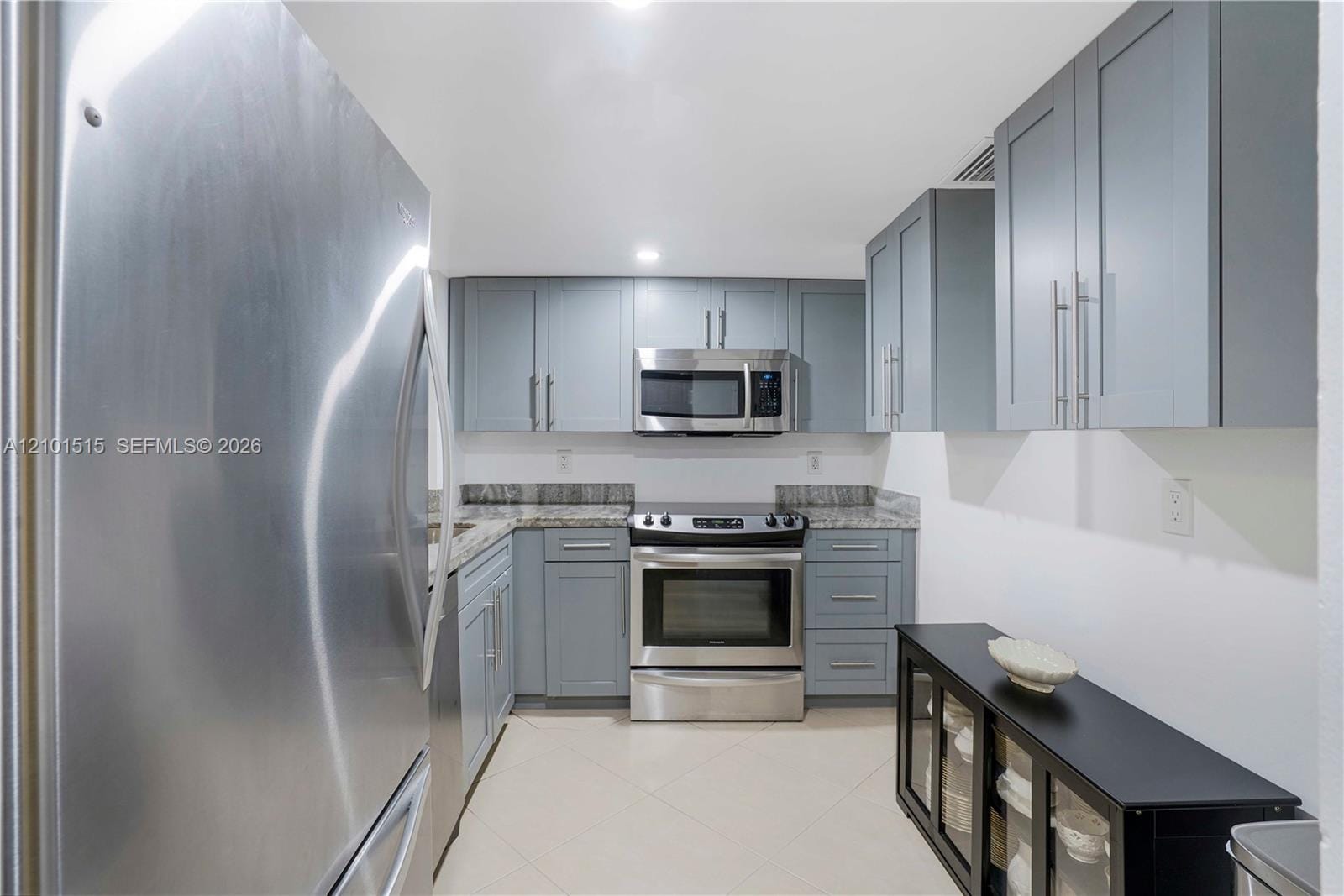 3900 N Hills Drive 307, Hollywood, FL 33021 photo 2