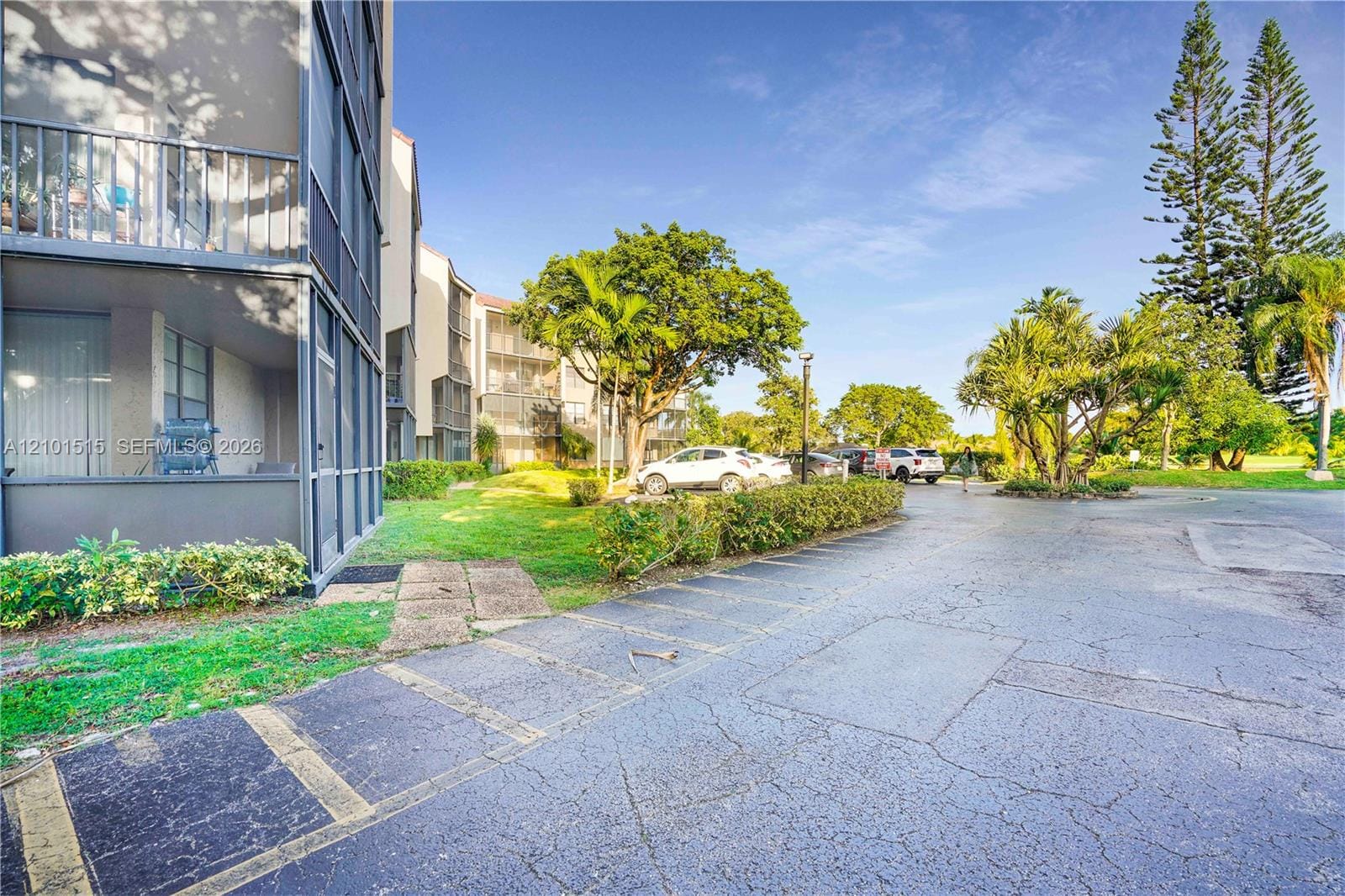 3900 N Hills Drive 307, Hollywood, FL 33021 photo 27