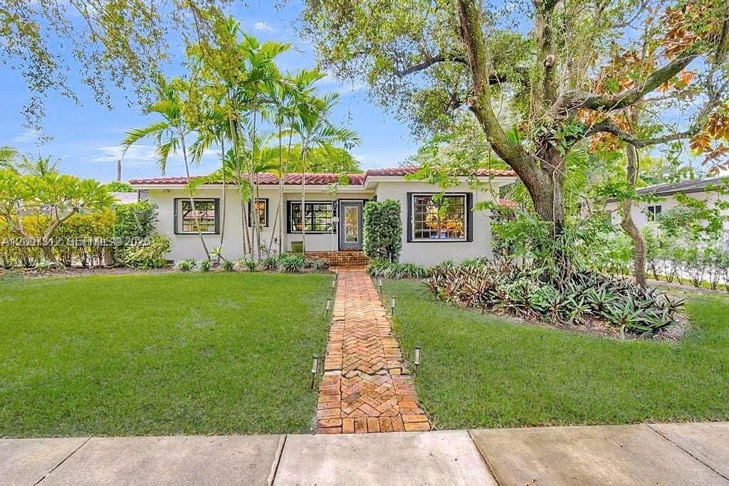 364 Navarre Drive, Miami Springs, FL 33166 photo 1