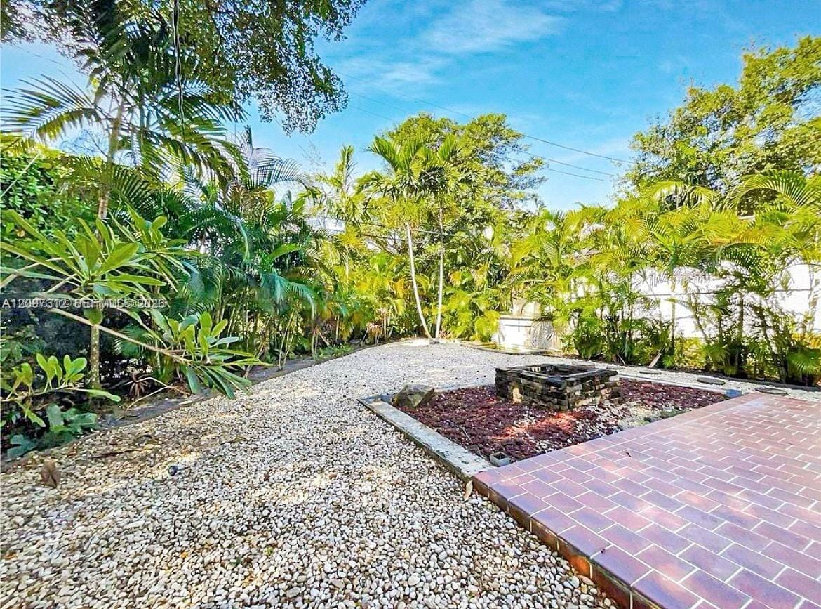 364 Navarre Drive, Miami Springs, FL 33166 photo 19