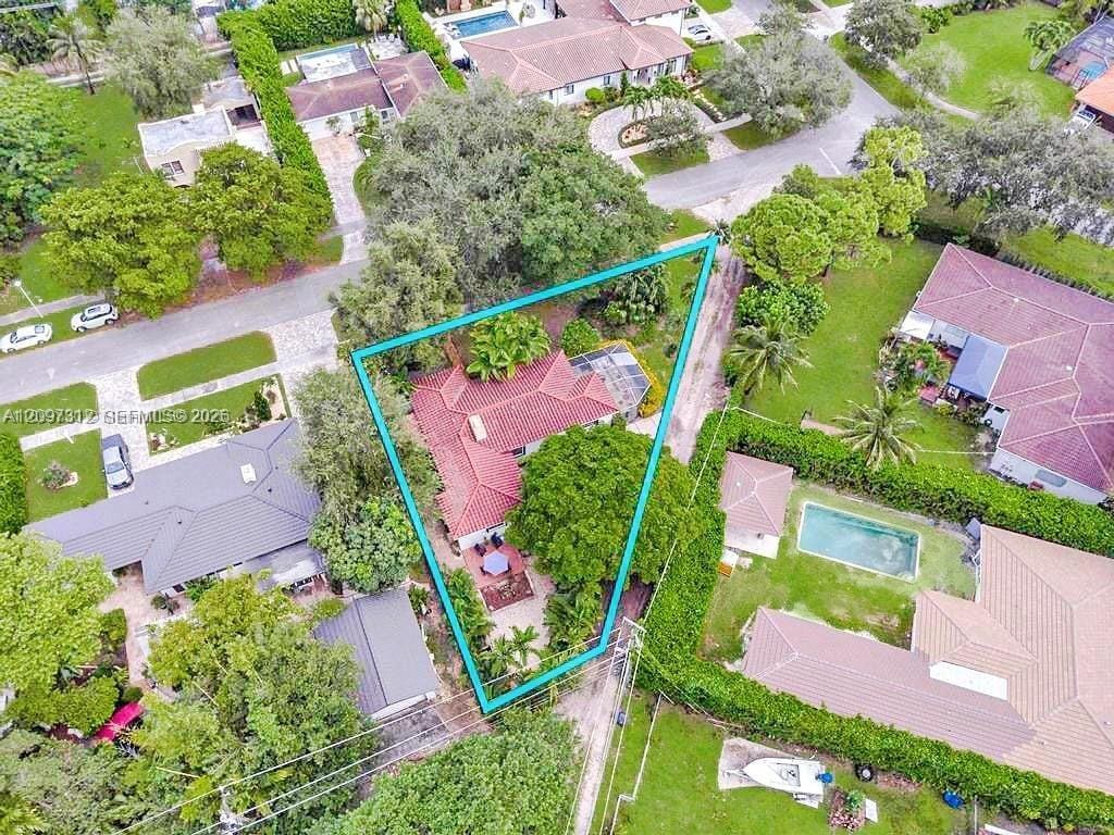 364 Navarre Drive, Miami Springs, FL 33166 photo 3