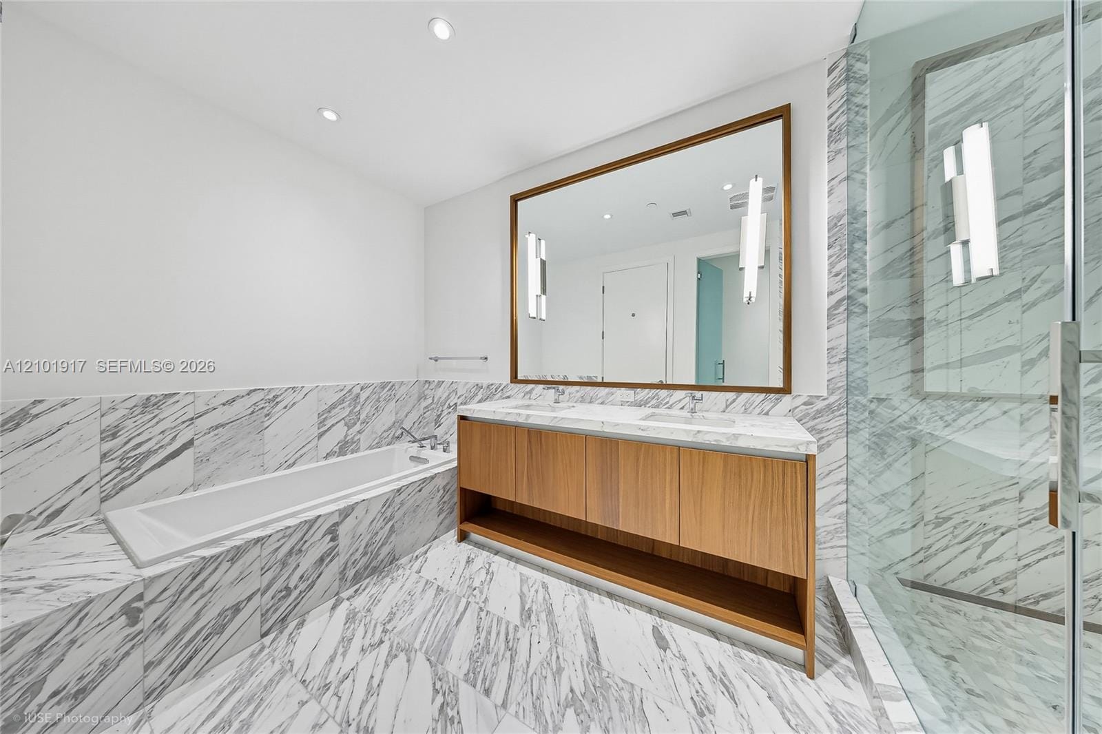 175 SE 25 Road 3002, Miami, FL 33129 photo 7