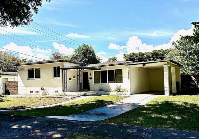 12520 NE 1st Court, North Miami, FL 33161