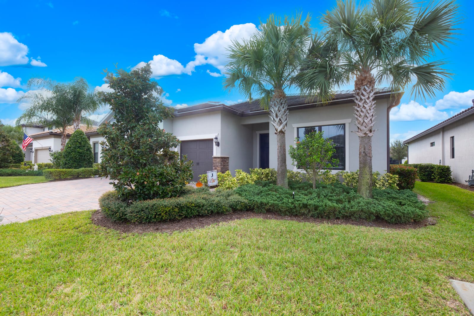 652 SE BOBOLI Way, Port St. Lucie, FL 34984 photo 3