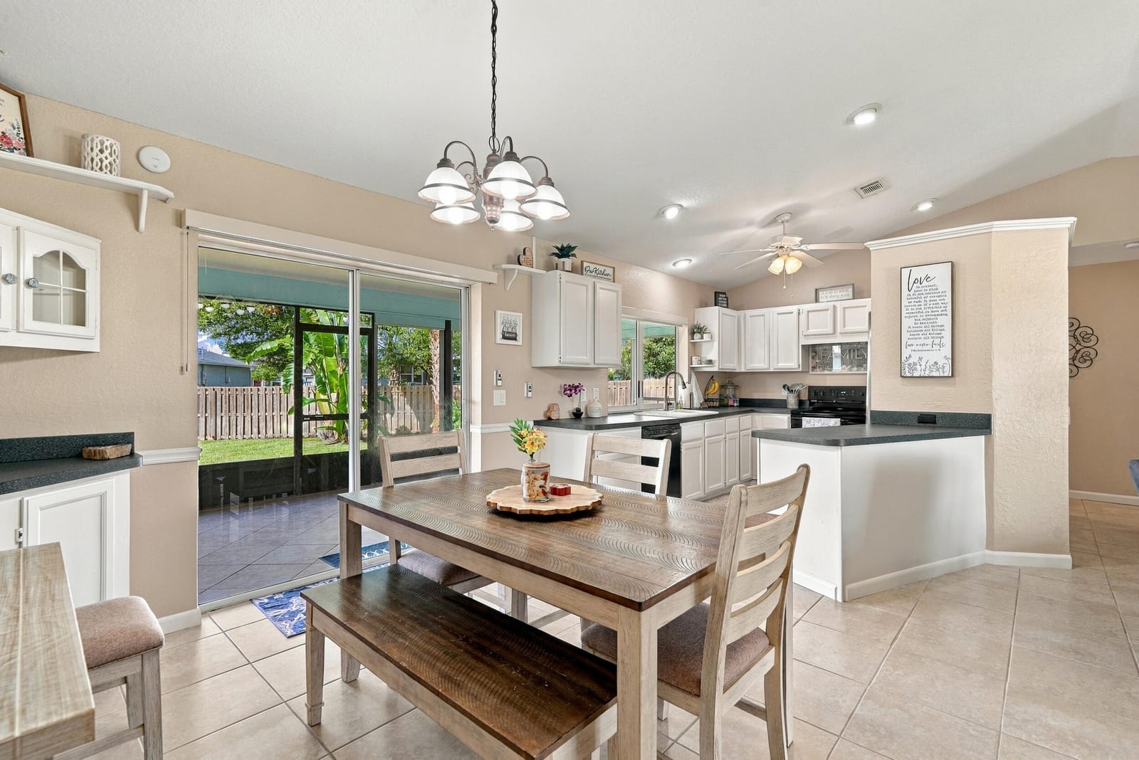 590 NW HAVEN Street, Port St. Lucie, FL 34983 photo 7