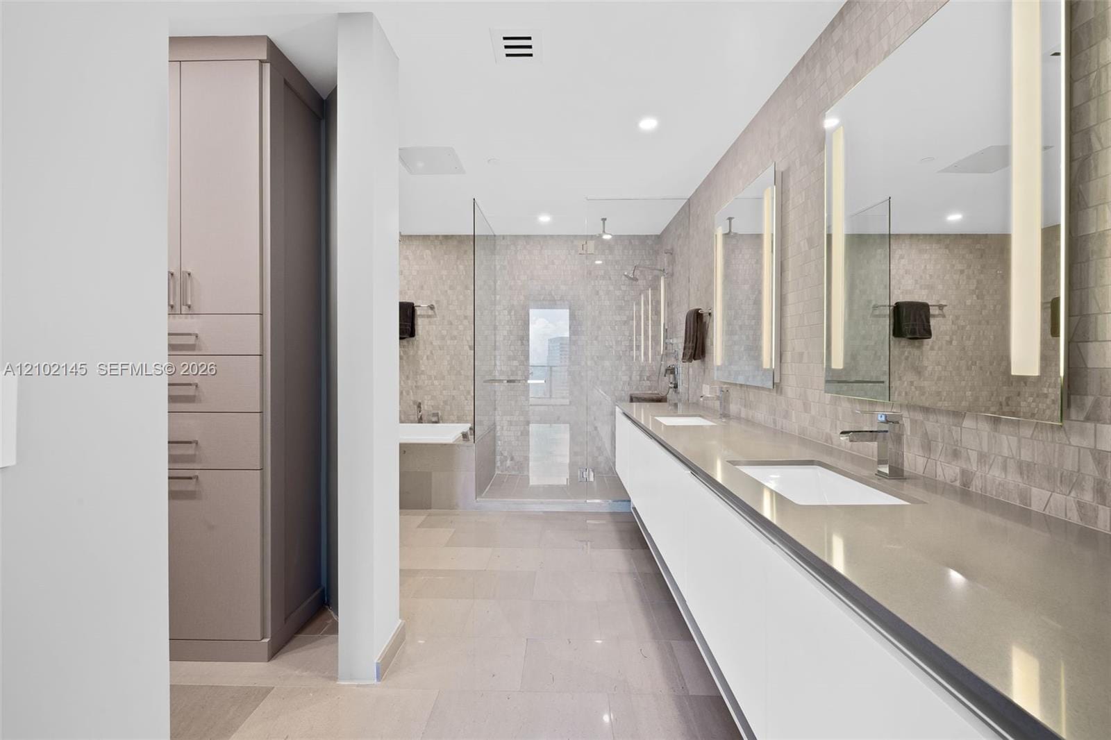 88 SW 7th Street 3107 — photo 9