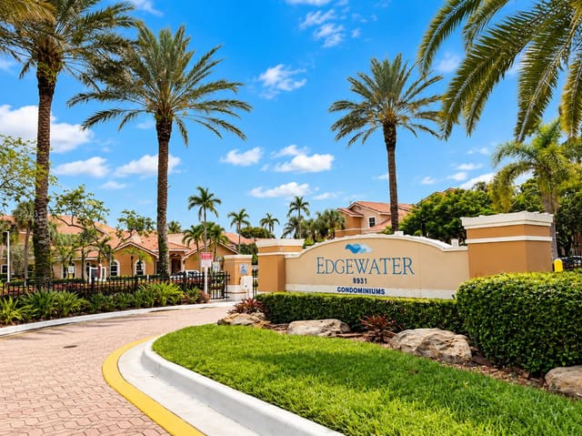 8741 WILES Road 102, Coral Springs, FL 33067