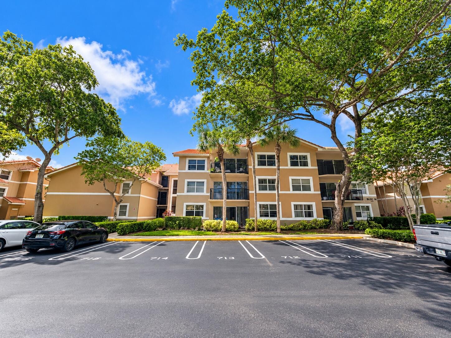 8741 WILES Road 102, Coral Springs, FL 33067 photo 3