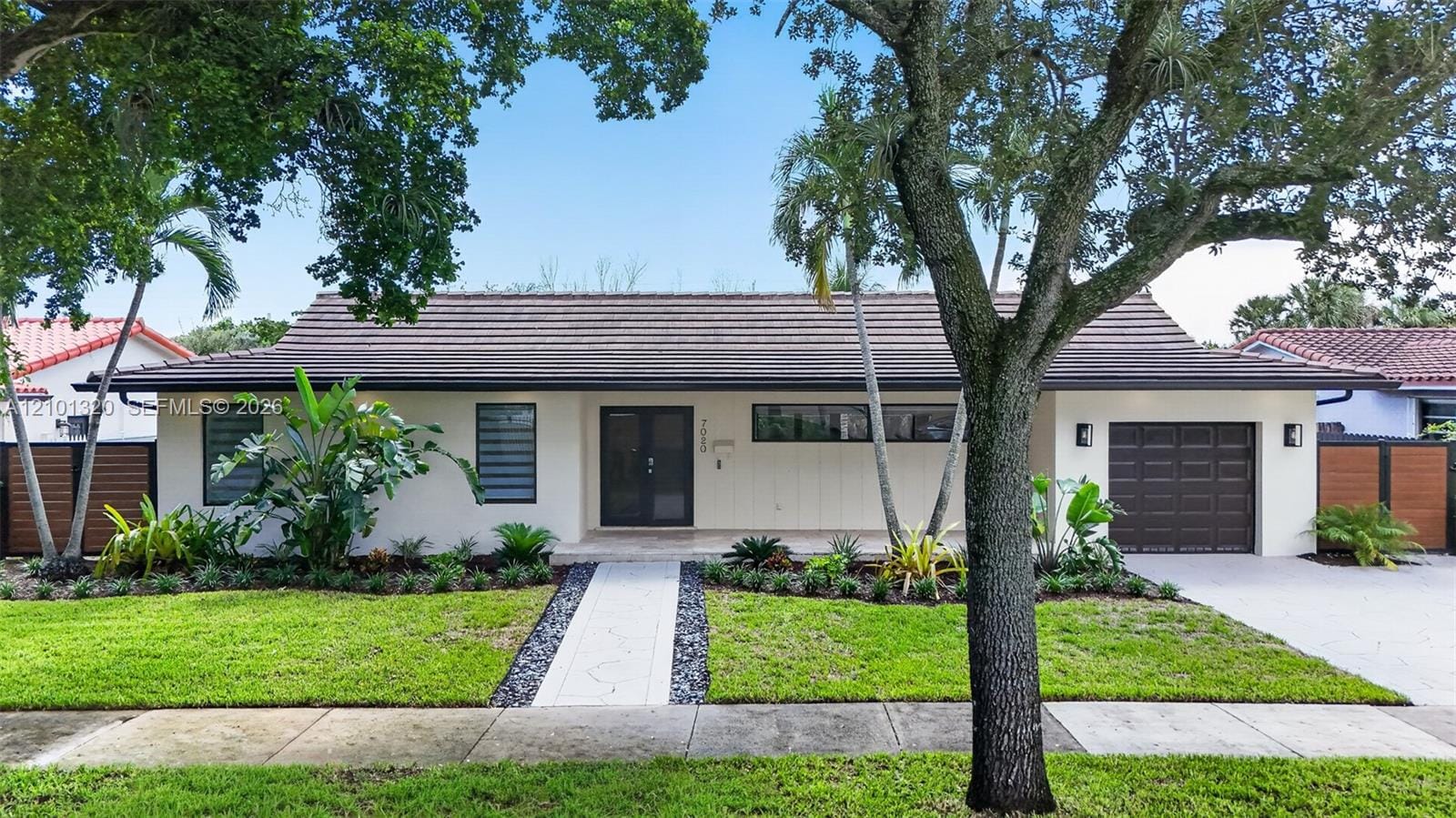 4 bedroom home for sale at 7020 Bamboo, Miami Lakes, FL 33014 — $1,150,000