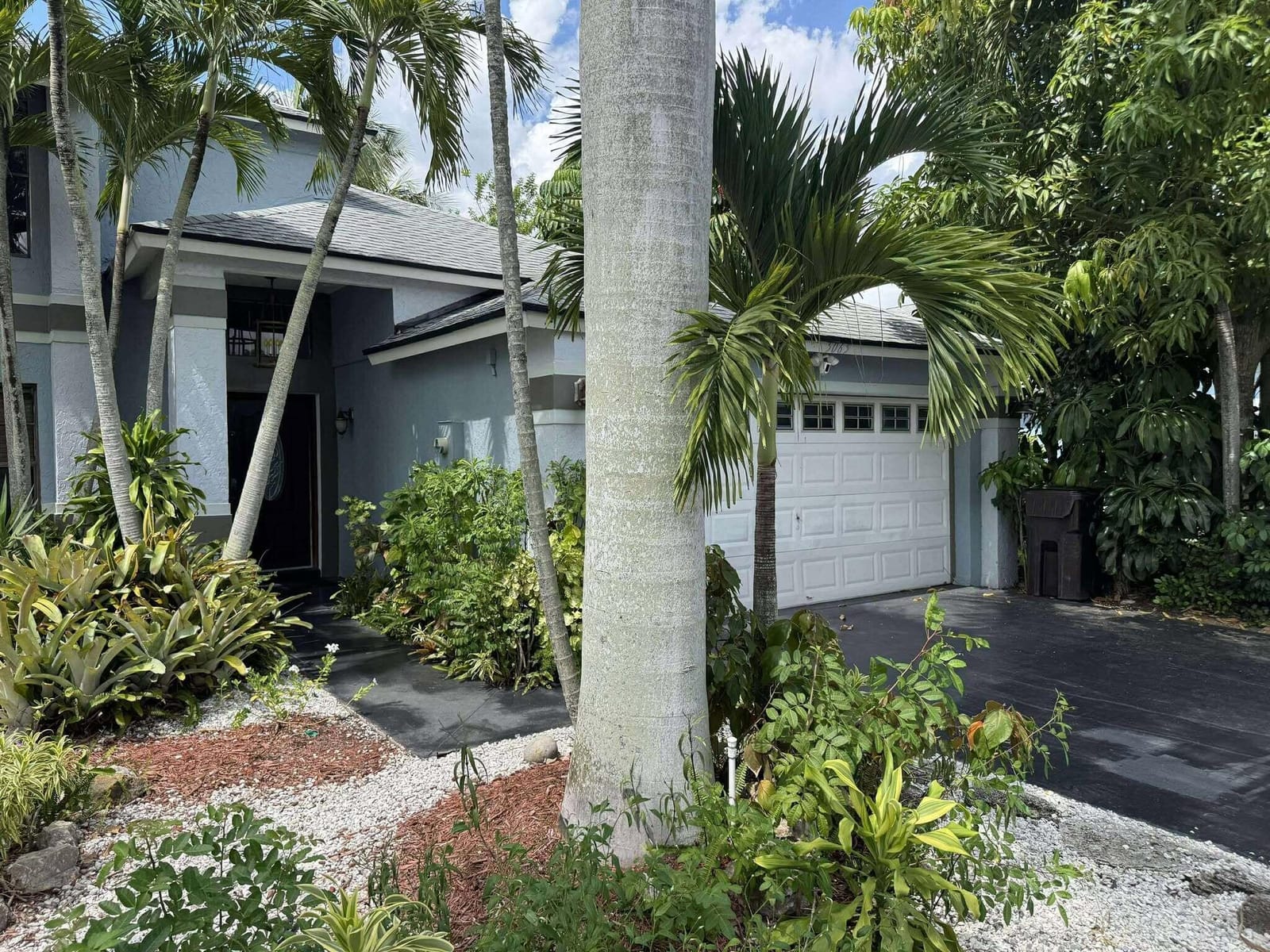 5065 WILLOW POND Road W, West Palm Beach, FL 33417 photo 2