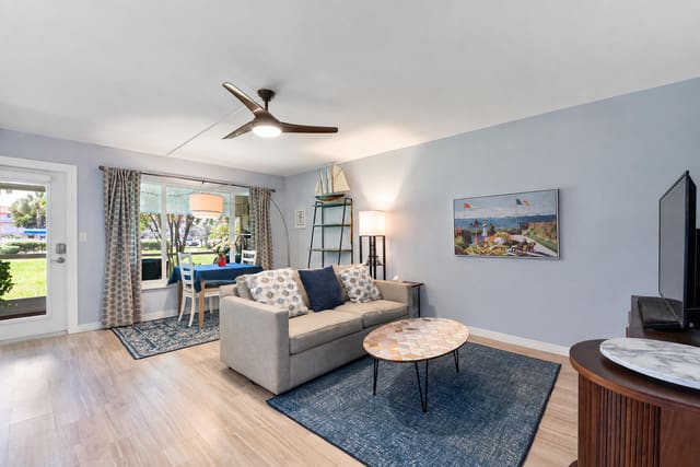 804 SE 7th Street SE 105, Deerfield Beach, FL 33441