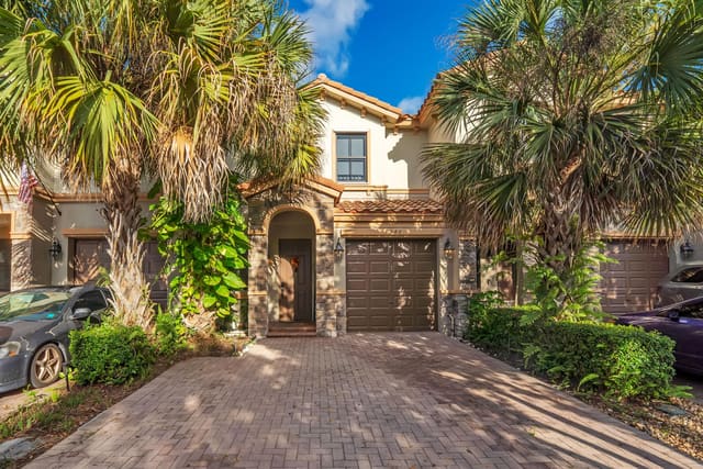 6946 NW HALTON PARK Lane 1, Coconut Creek, FL 33073