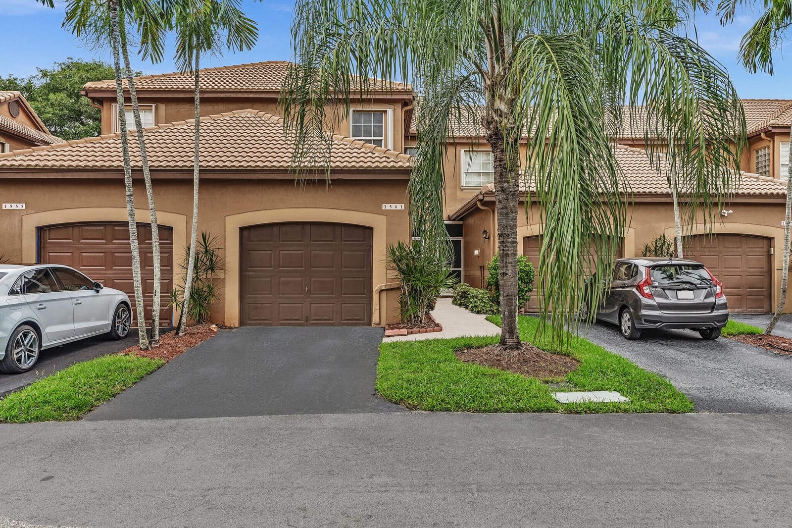 1561 Barcelona Way, Weston, FL 33327 photo 3