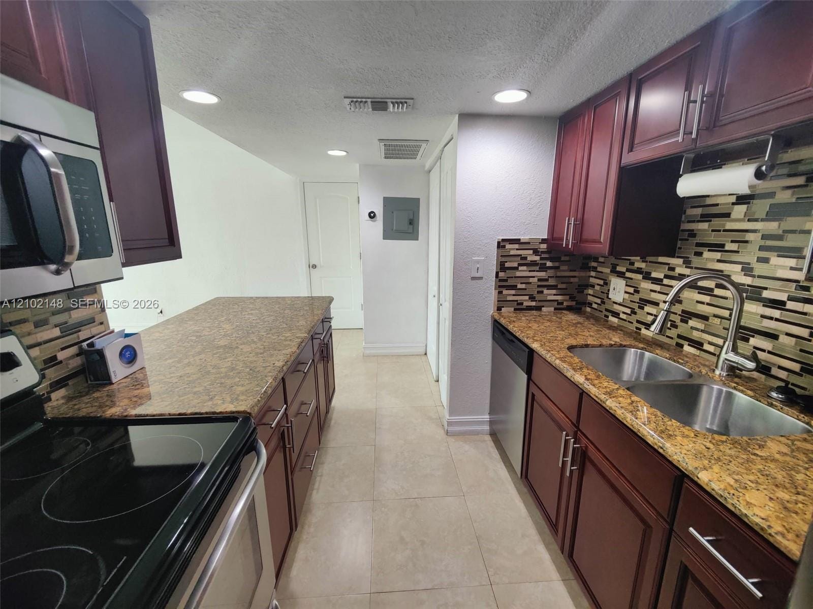 616 Executive Center Drive 107 — photo 11