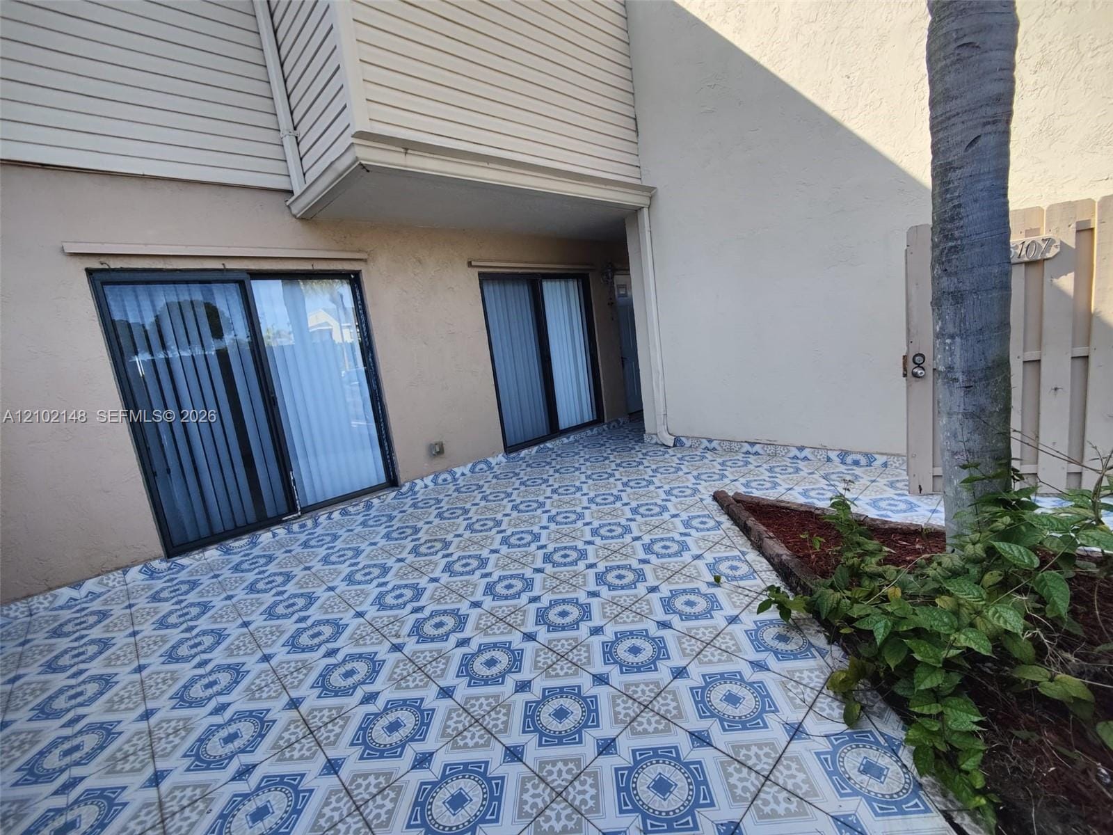 616 Executive Center Drive 107 — photo 5