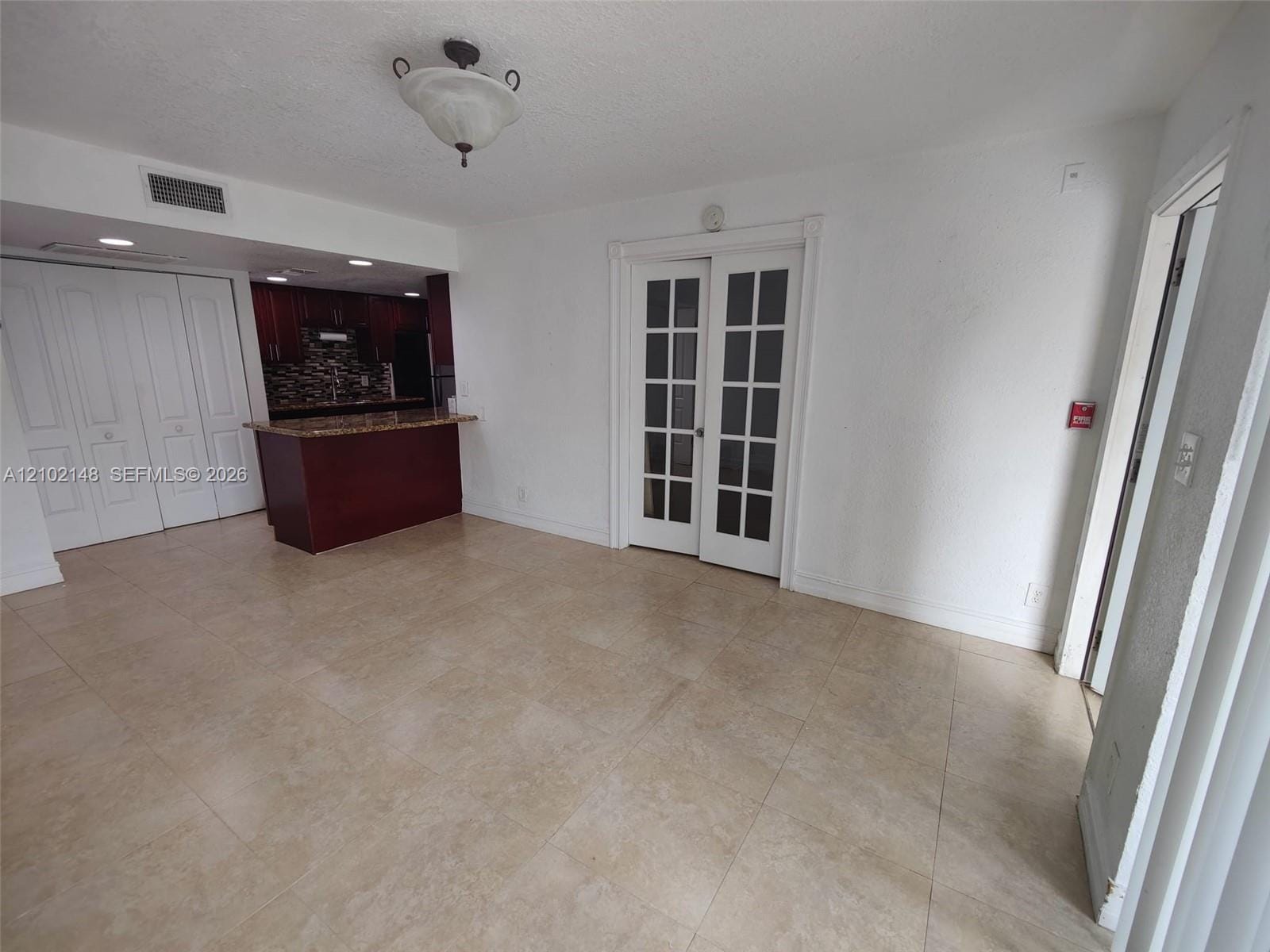 616 Executive Center Drive 107 — photo 10