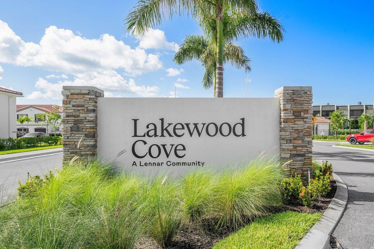 6758 Broadwater Lane, Lake Worth, FL 33467 photo 25