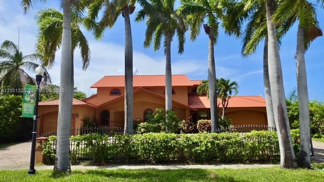 741 Tyler Street, Hollywood, FL 33019