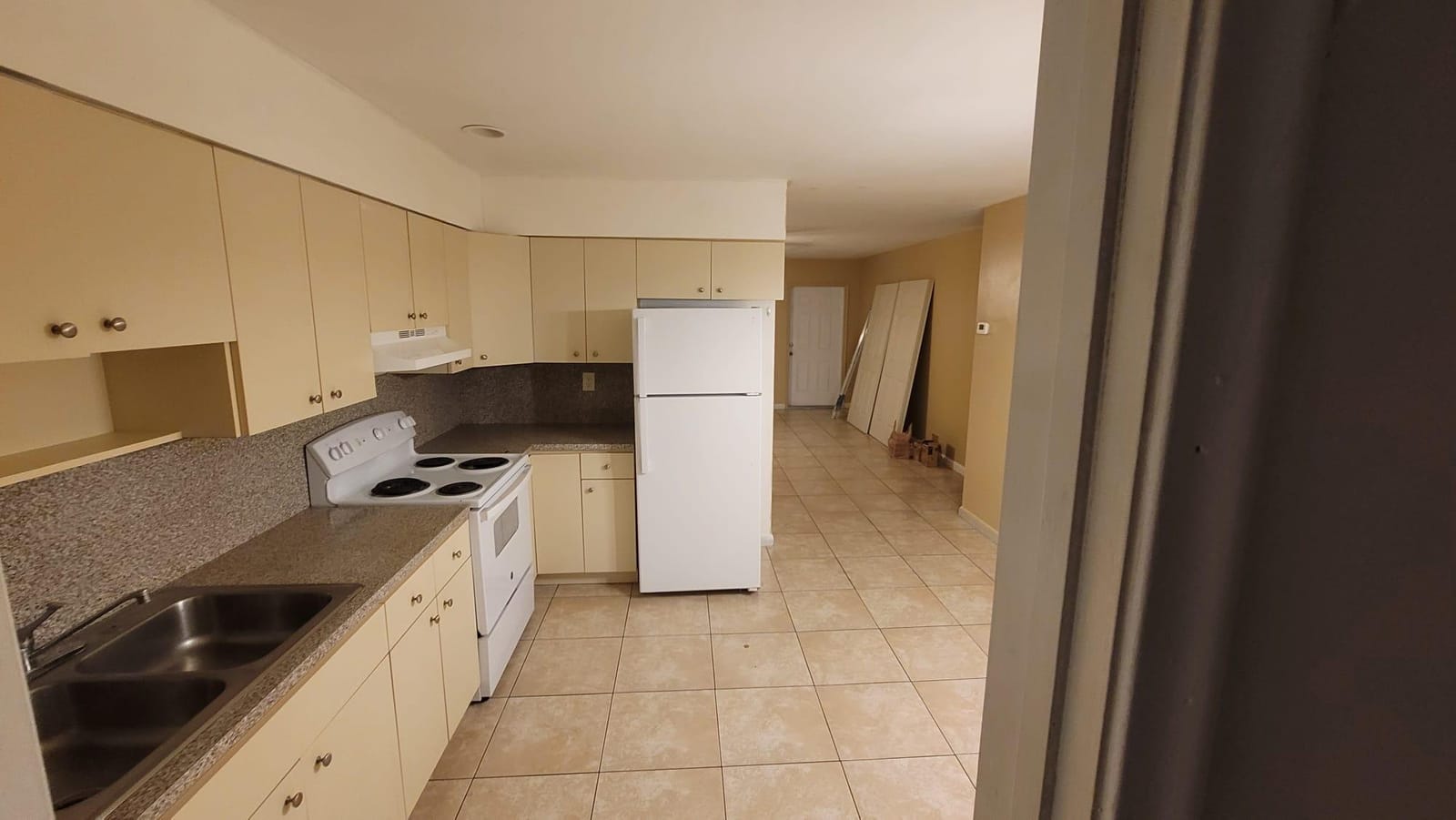981 NE 36TH Street 1, Oakland Park, FL 33334 photo 5