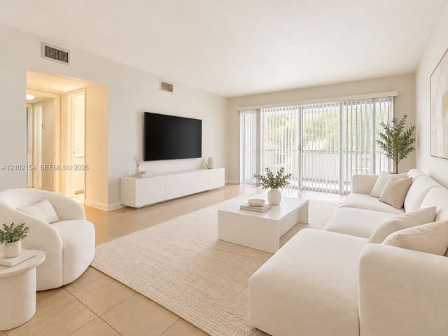 1735 Dewey Street 101, Hollywood, FL 33020