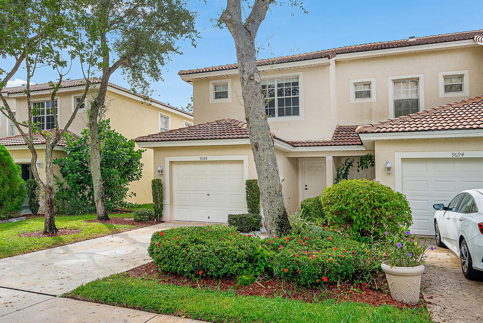9688 Porta Leona Lane — photo 3
