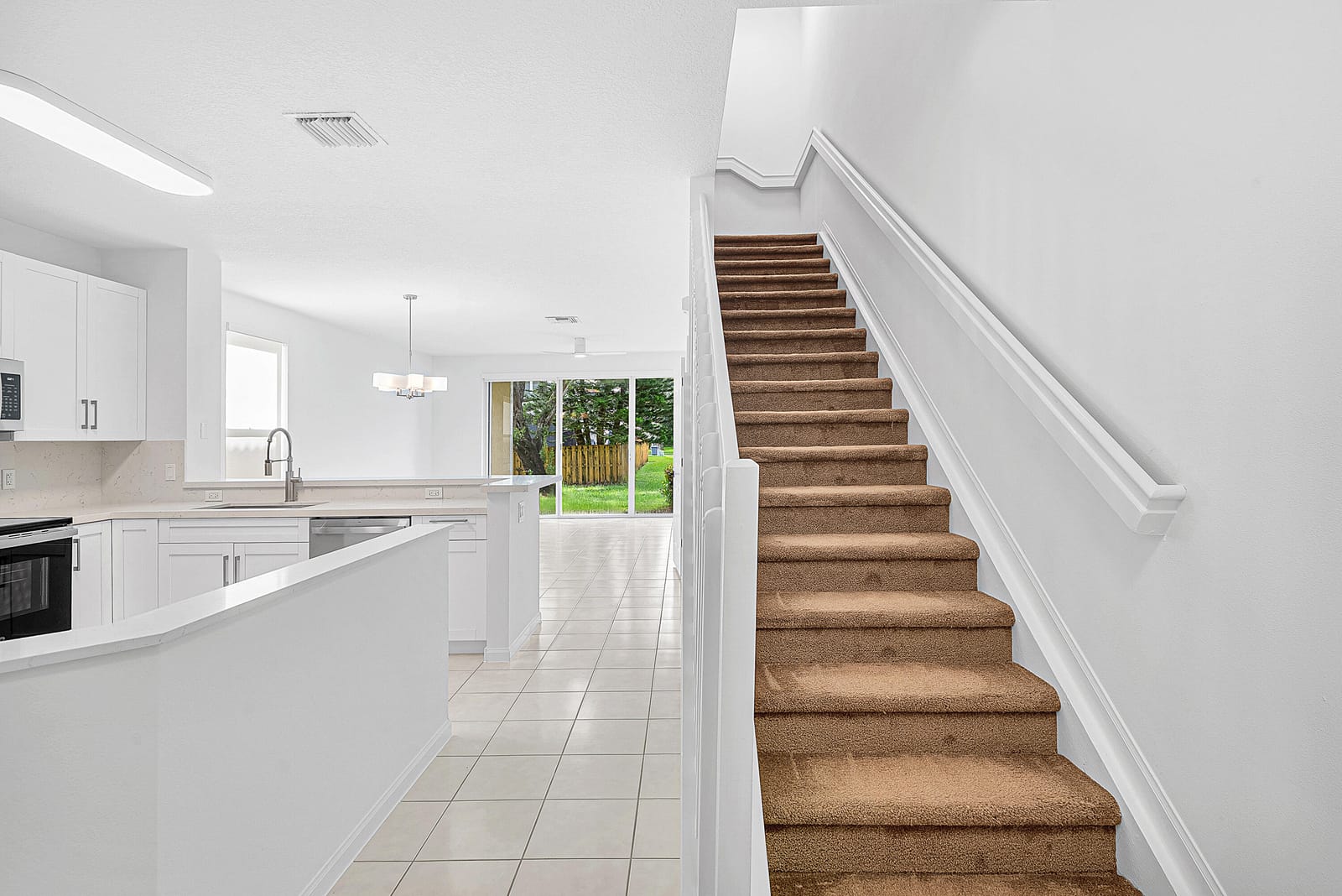 9688 Porta Leona Lane — photo 4