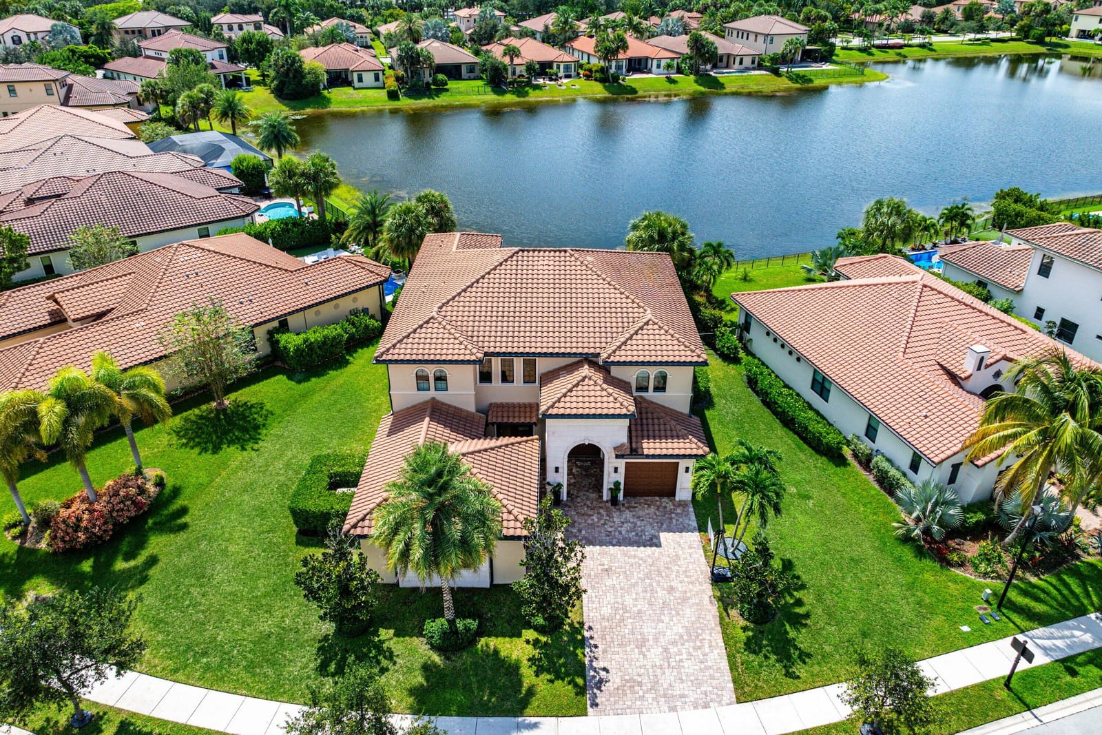 5 bedroom home for sale at 11312 81st, Parkland, FL 33076 — $1,499,000