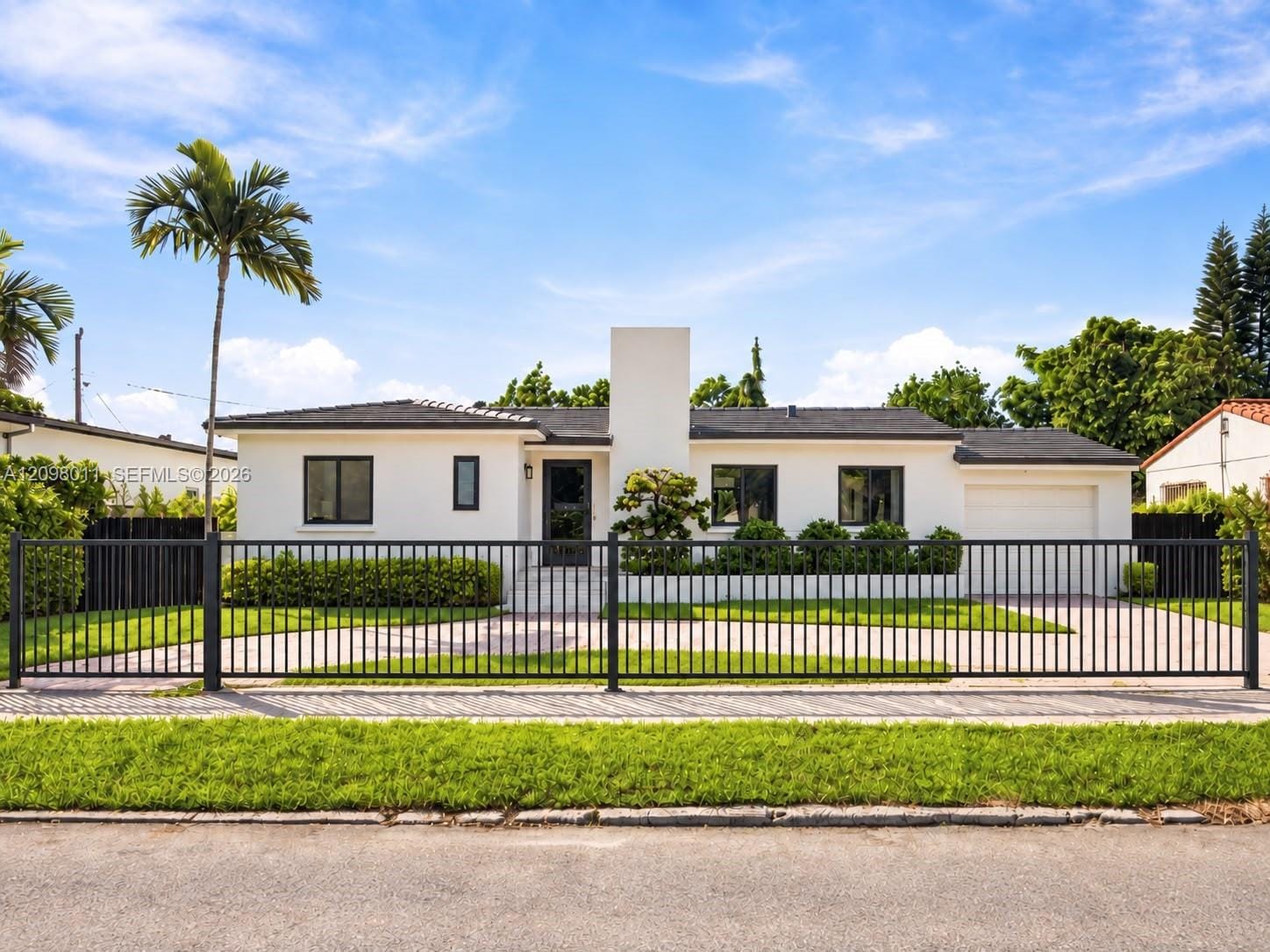 2350 SW 25th Terrace, Miami, FL 33133 photo 2