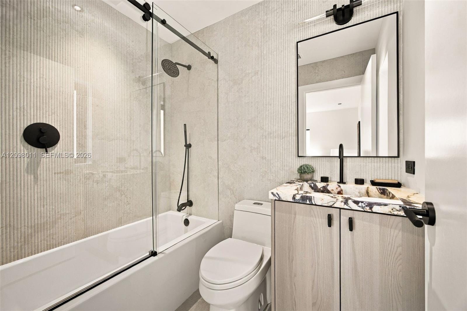 2350 SW 25th Terrace, Miami, FL 33133 photo 27