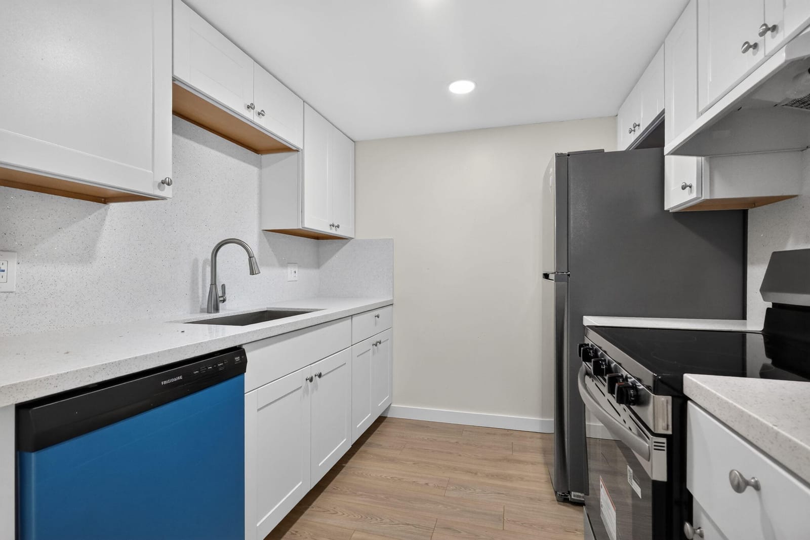 850 SW 133rd Terrace 108 B — photo 4