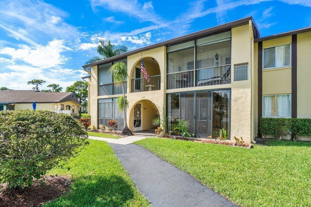 342 Pine Ridge B2 Circle B-2, Greenacres, FL 33463 photo 16