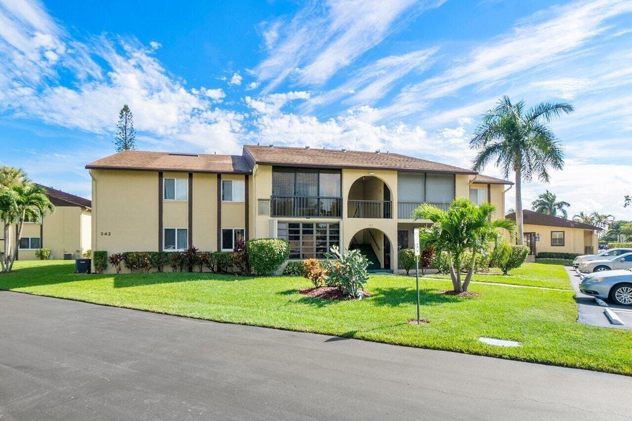 342 Pine Ridge B2 Circle B-2, Greenacres, FL 33463 photo 17
