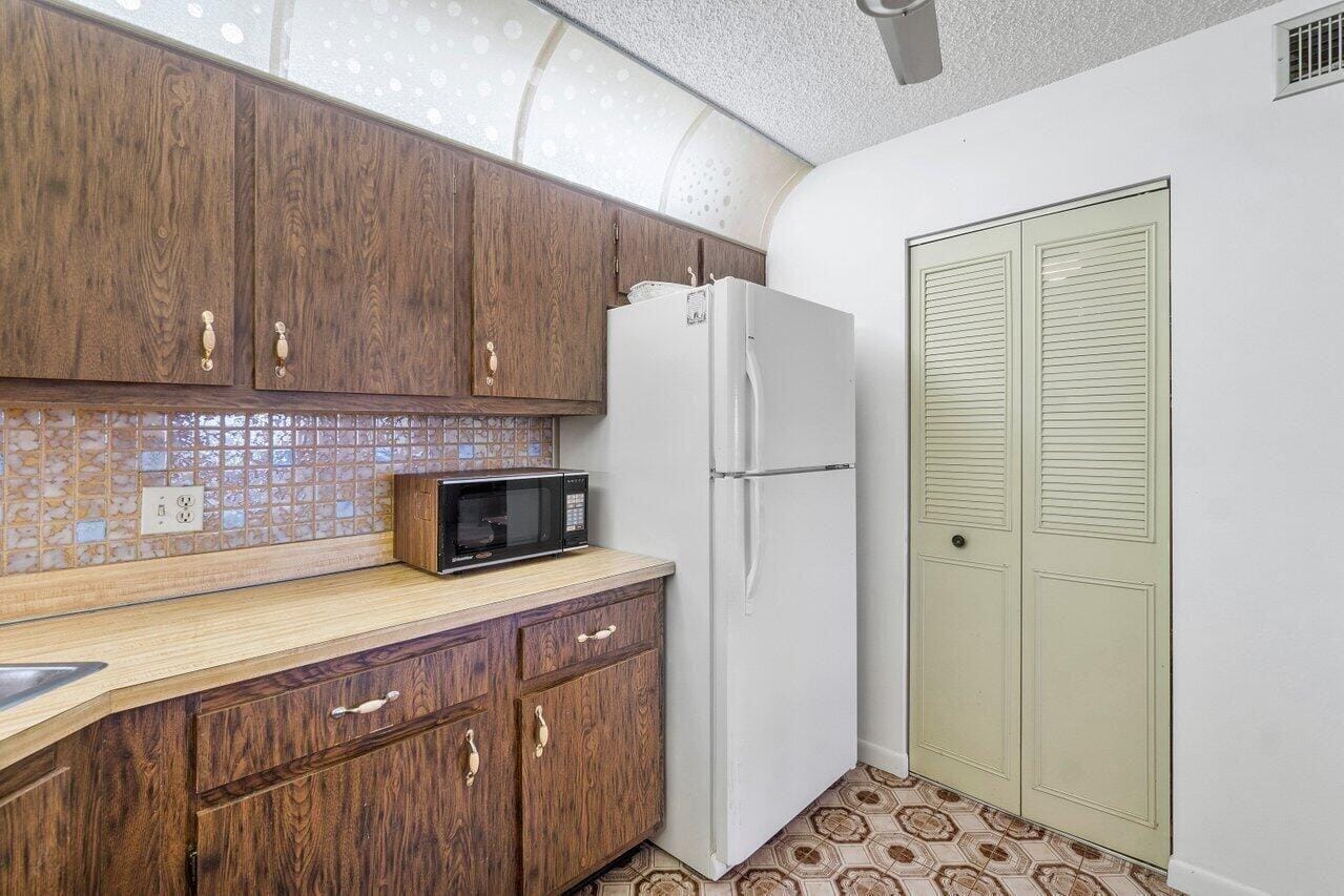 342 Pine Ridge B2 Circle B-2 — photo 8