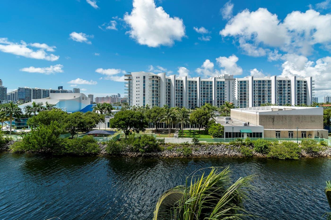 3330 NE 190 Street 516, Aventura, FL 33180 photo 3