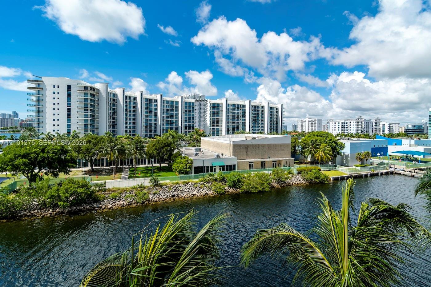 3330 NE 190 Street 516, Aventura, FL 33180 photo 4