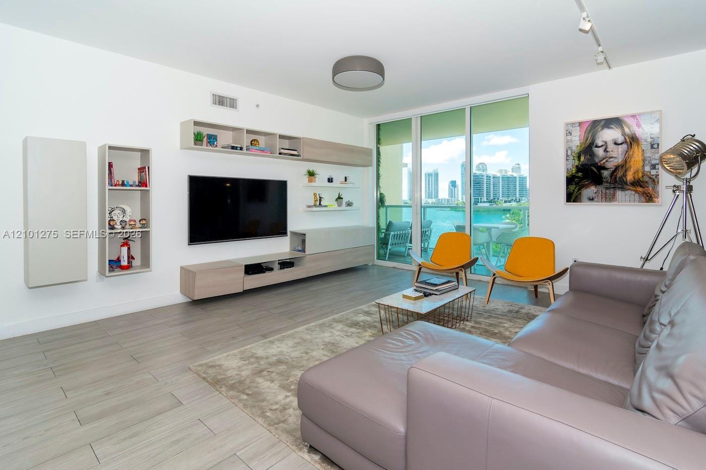 3330 NE 190 Street 516, Aventura, FL 33180 photo 9