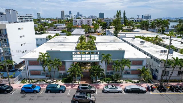 320 84th Street 7, Miami Beach, FL 33141