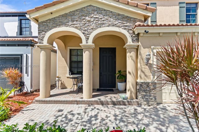 19244 NE 9th Place, Miami, FL 33179