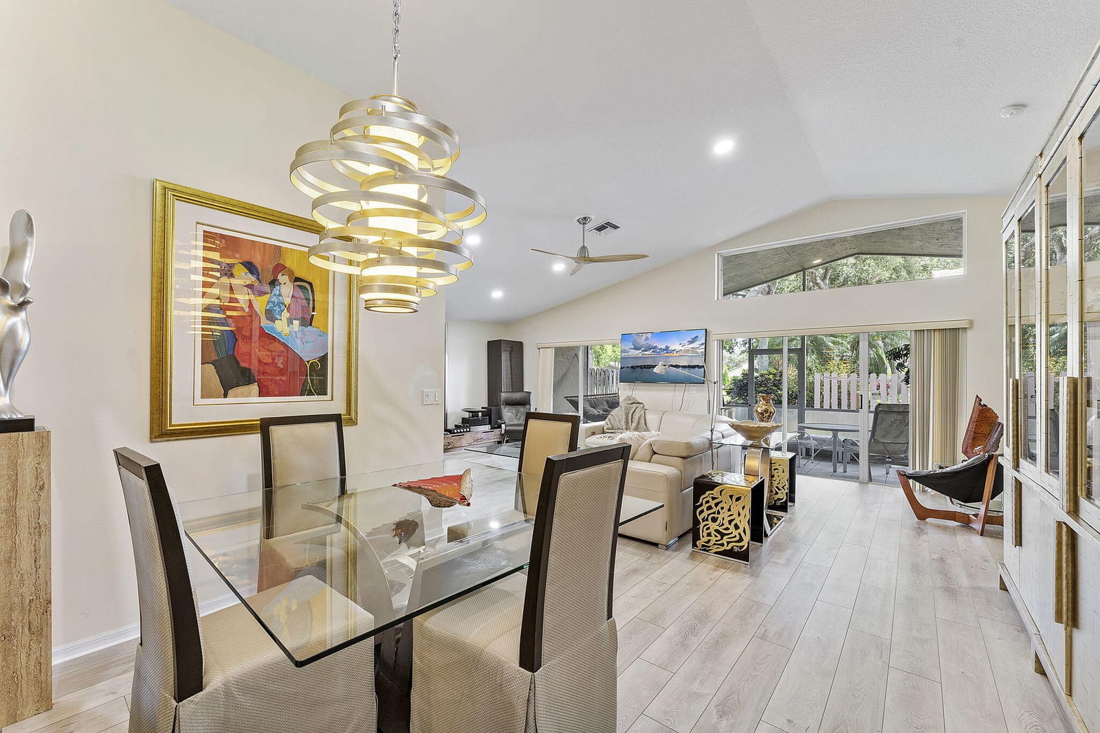 12092 APRILIA Drive — photo 2