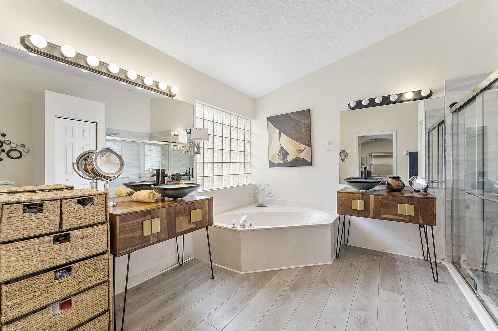 12092 APRILIA Drive — photo 11