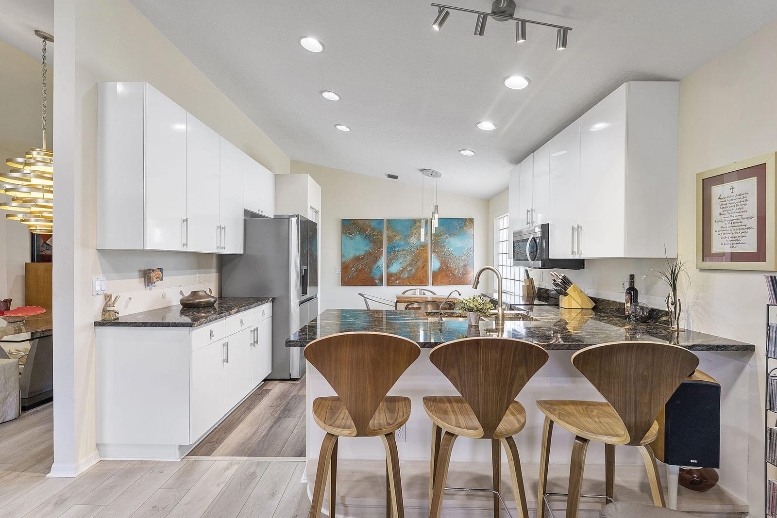 12092 APRILIA Drive — photo 4