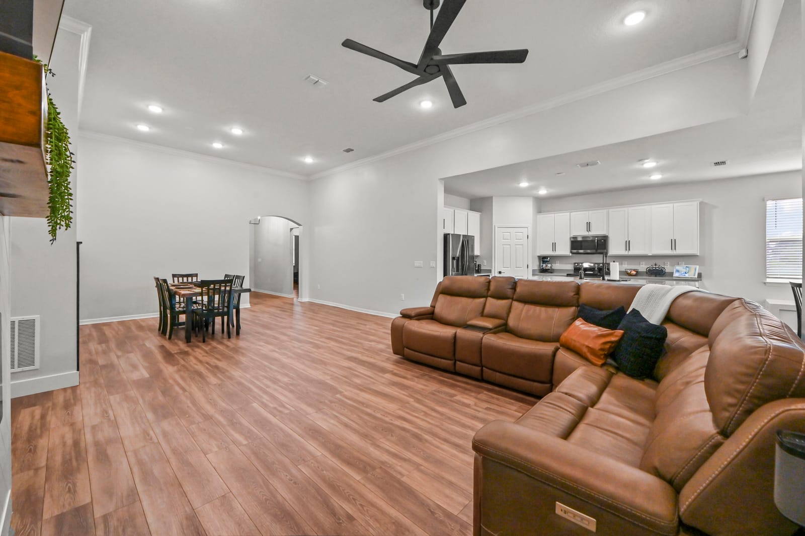 6128 NW DENSAW Terrace, Port St. Lucie, FL 34986 photo 11