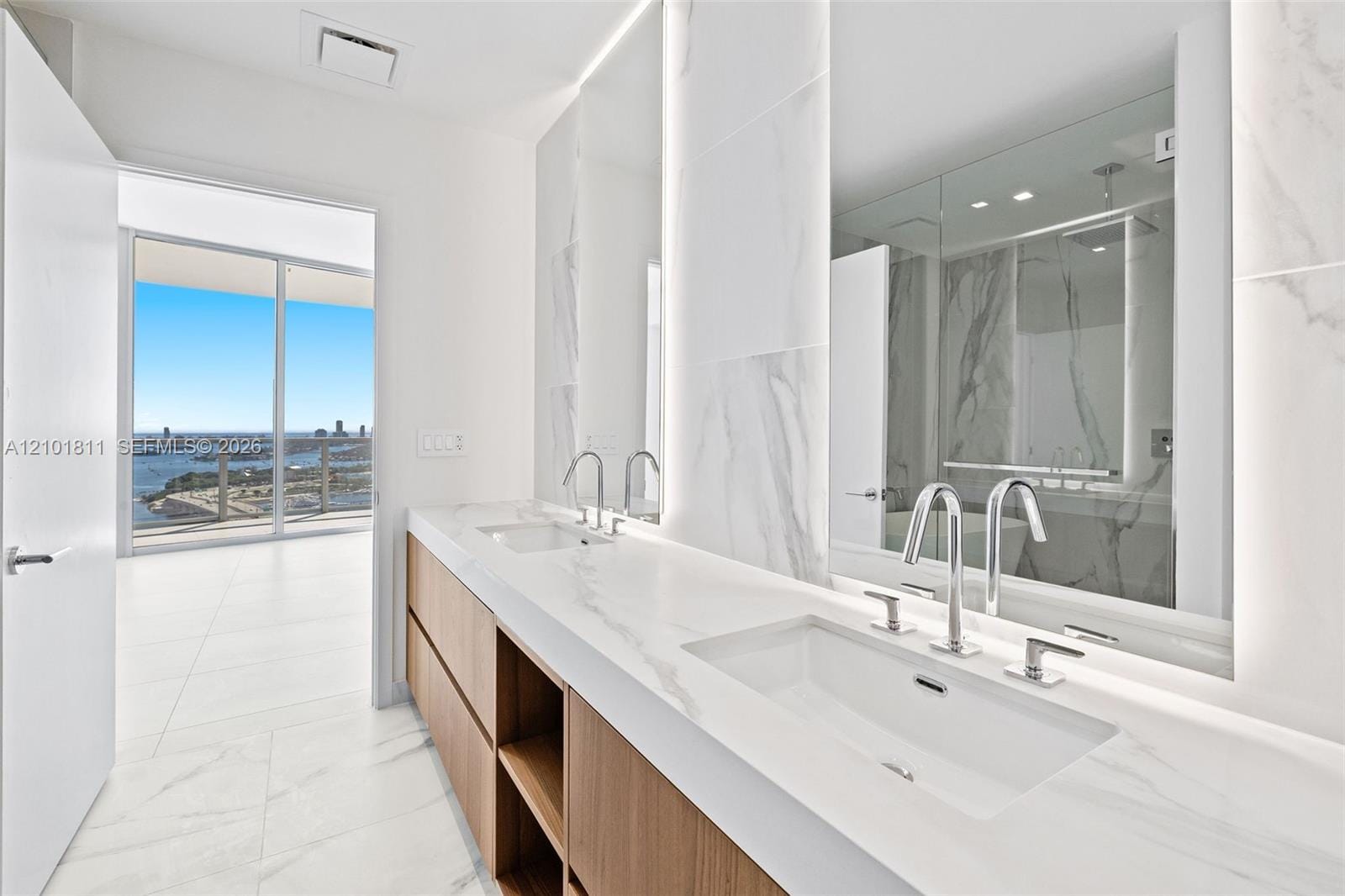 1400 Biscayne Boulevard 3601, Miami, FL 33132 photo 13