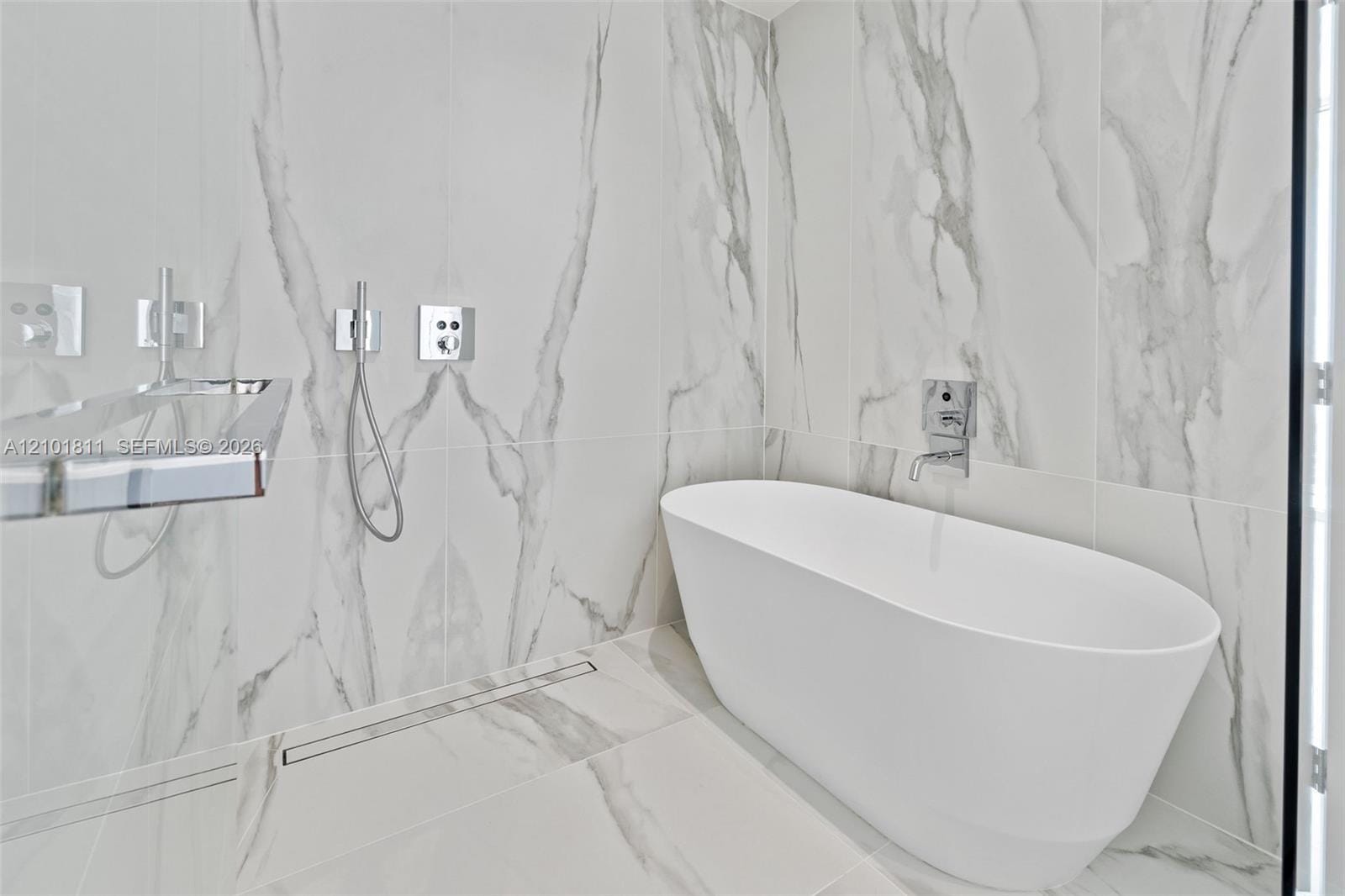 1400 Biscayne Boulevard 3601, Miami, FL 33132 photo 15