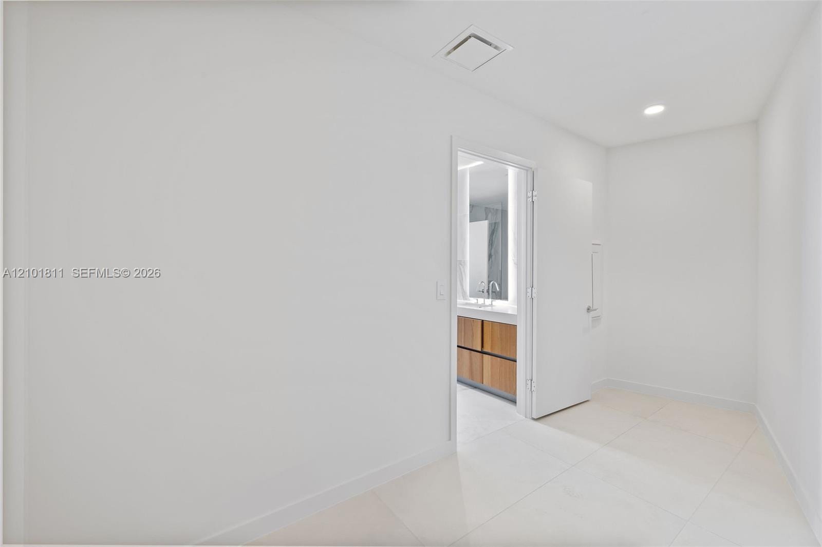 1400 Biscayne Boulevard 3601, Miami, FL 33132 photo 16