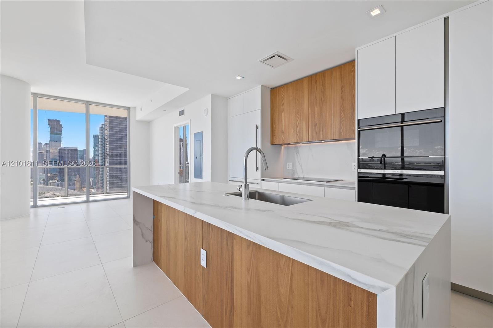1400 Biscayne Boulevard 3601 — photo 8
