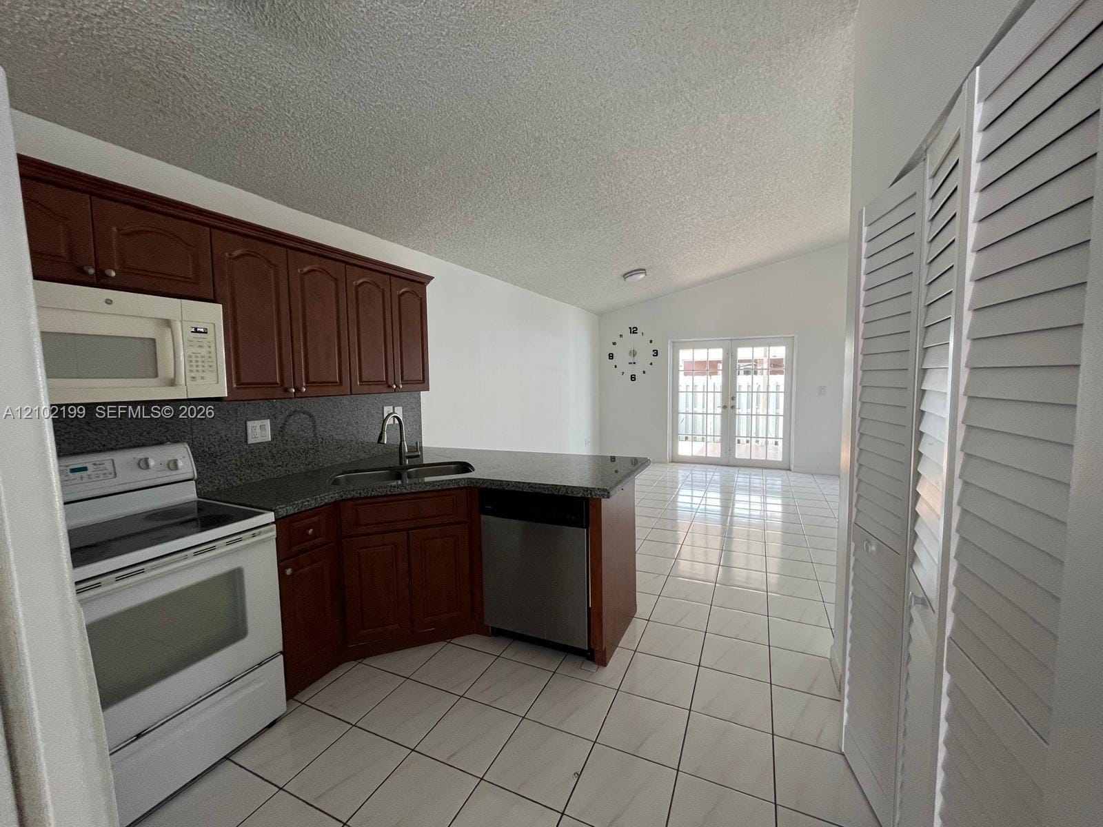 2682 W 74th Terrace — photo 6
